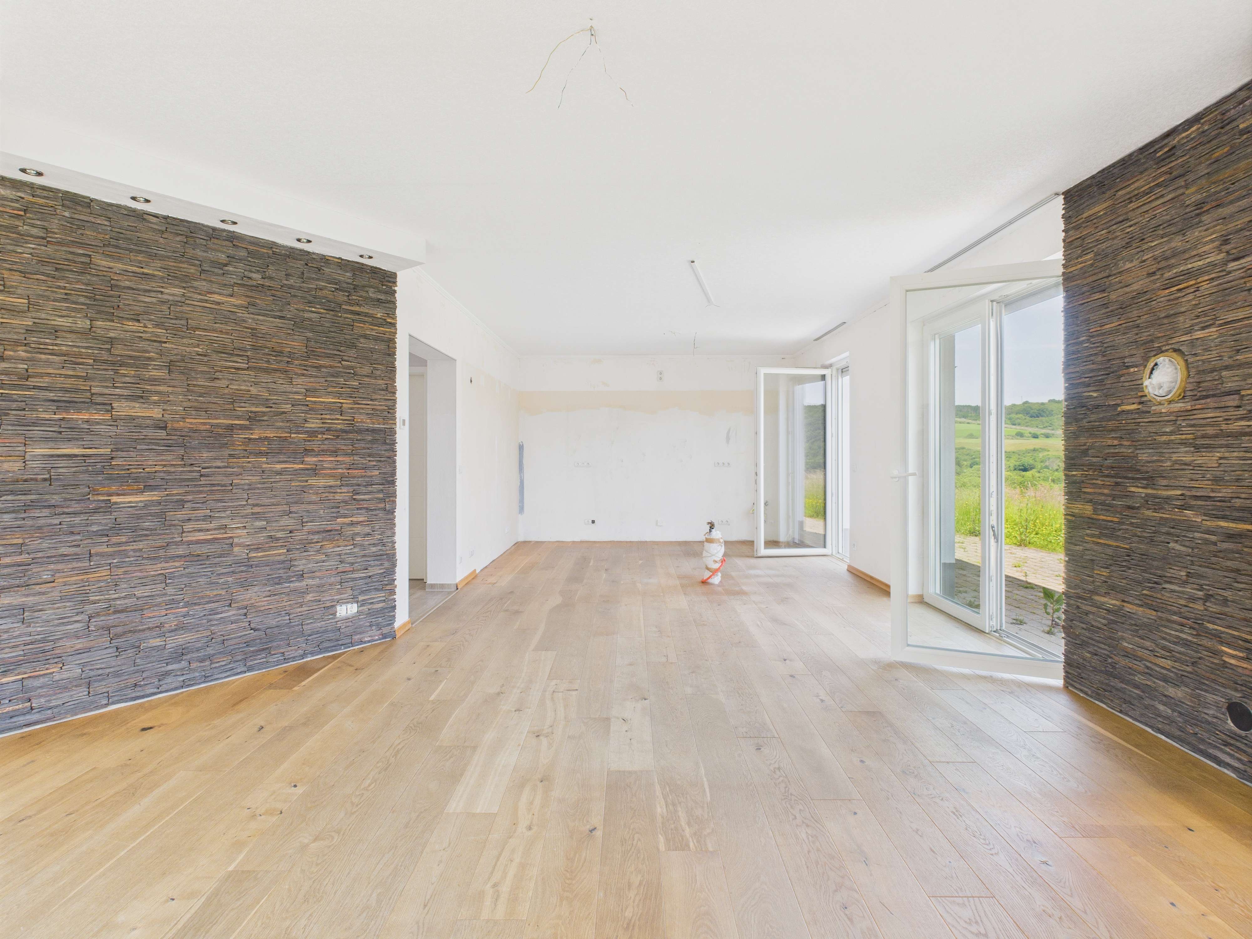 Immobilie in Gerolstein - Einfamilienhaus mit sonnigen Garten in guter Lage ! - Bild 8