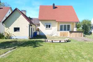 Einfamilienhaus mit 150 m² Wohnfläche in Landau an der Isar – Sudetenstraße 4, 94405 Landau an der Isar – Vorschaubild 2