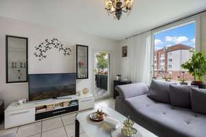 3-Zimmer-Wohnung mit sonniger Loggia in Düsseldorf-Hotlhausen! – 40589 Holthausen, Düsseldorf – Vorschaubild 5