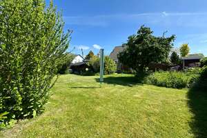 Bezugsfreier Bungalow in Ostseenähe mit herrlichem Gartengrundstück und PKW-Stellplatz – 18107 Elmenhorst/Lichtenhagen – Vorschaubild 10