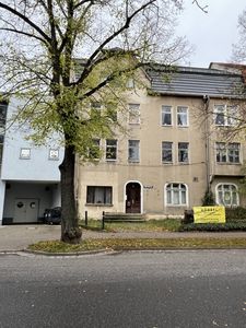 Sanierungsobjekt mit neuem Dach