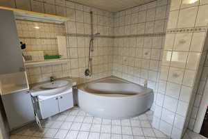 Zweifamilienhaus mit einem separaten Wohnnebengebäude und sehr besonderen Garten in Oberhausen – Karlsruhe (Kreis) – Vorschaubild 20