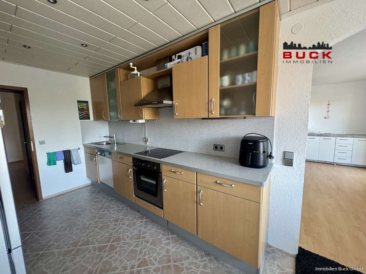 Immobilie in Amstetten - Gepflegte und gut vermietete 3,5-Zimmerwohnung mit Garage und Balkon in begehrter Lage! - Bild 6