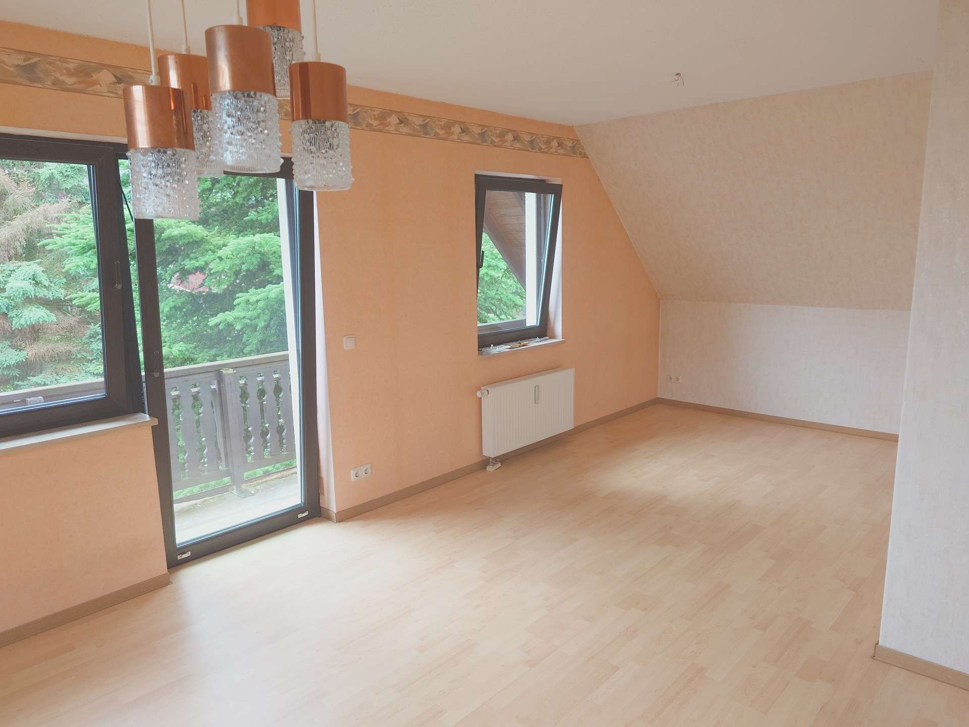 Immobilie in Scheibenberg - Einfamilien haus mit Einliegerwohnung in Scheibenberg mit großem Grundstück in naturnaher Wohnlage. - Bild 10