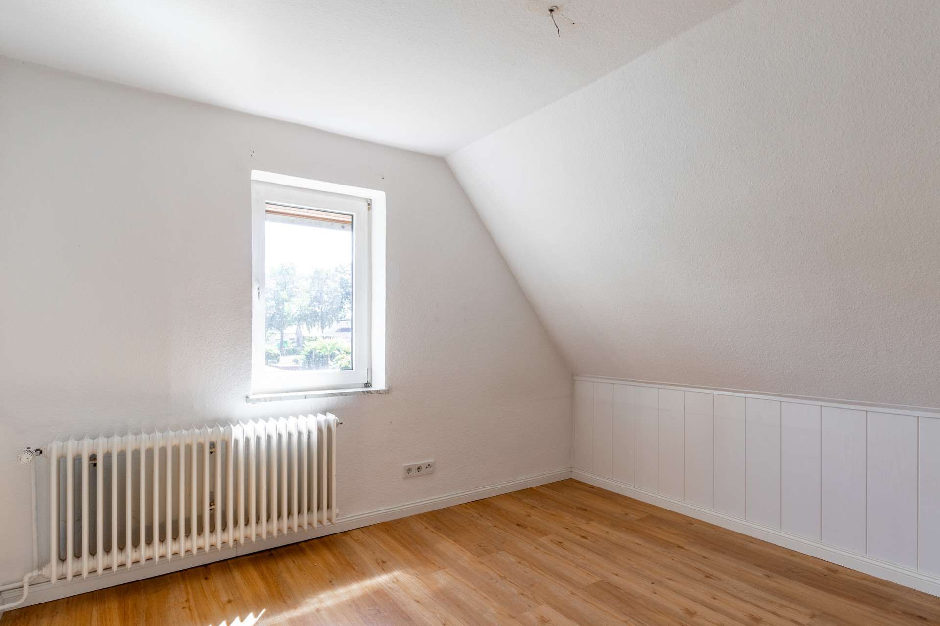 Immobilie in Wathlingen - Wathlingen Haus Kaufen. Einfamilienhaus in Wathlingen. Hauskauf Celle. Haus Kaufen Kreis Celle. - Bild 5