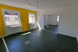 ETW   97 m² , 3 helle Zimmer,  Küche, Bad  mit Fenster  / Fernwärme / an der Fahrradstraße – Die vollständige Adresse der Immobilie erhältst du vom Anbieter., 33602 Mitte, Bielefeld – Vorschaubild 11