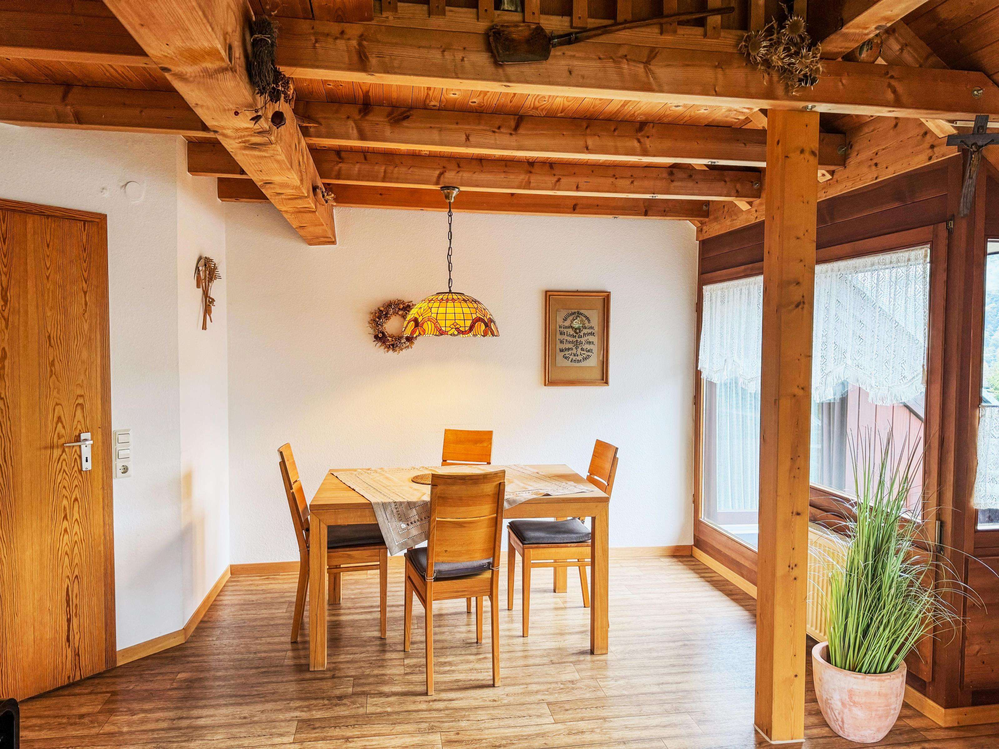 Immobilie in Aitern - Kapitalanlage: Charmante 4,5-Zimmer-Dachgeschosswohnung - Bild 6