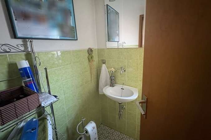 Immobilie in Altdorf bei Nürnberg - Großes freistehendes 1- bis 2-Familienhaus in Altdorf mit Garten und Garage - Bild 18