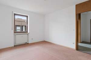 2-Zimmer-Wohnung mit überdachtem Westbalkon, Außenstellplatz und ausbaubarem Dachgeschoss – Schlüterstraße 10, 85057 Mitte, Ingolstadt – Vorschaubild 11