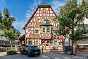 Historisches, saniertes Fachwerkhaus mit Nebengebäude im Herzen von Mosbach-Neckarelz – Die vollständige Adresse der Immobilie erhältst du vom Anbieter., 74821 Mosbach – Vorschaubild 1