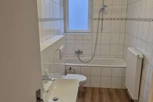 Stilvolle 4 ZKB- Wohnung mit Sonnenterrasse und Balkon MA-Rheinau – Dänischer Tisch 6, 68219 Rheinau, Mannheim – Vorschaubild 10
