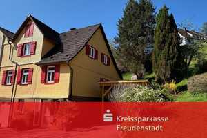 Charmante Doppelhaushälfte in Baiersbronn-Friedrichstal – Freudenstadt (Kreis) – Vorschaubild 1