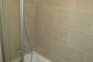 Sanierte 2 Zimmer - Mietwohnung mit Wintergarten, Terrasse und Gartenanteil in Regensburg West – Die vollständige Adresse der Immobilie erhältst du vom Anbieter., 93049 Westenviertel, Regensburg – Vorschaubild 6