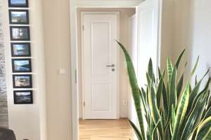 Modernisierte 3-Zimmer-Dachgeschoss-Wohnung in Köln-Lövenich – Saarstraße 80, 50859 Lövenich, Köln – Vorschaubild 2