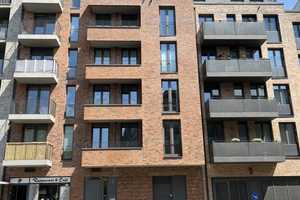Mitten drin! Top gepflegte zwei Zimmer Wohnung in der Flämischen Str. 1 frei! – Flämische Str. 1, 24103 Kiel – Vorschaubild 1