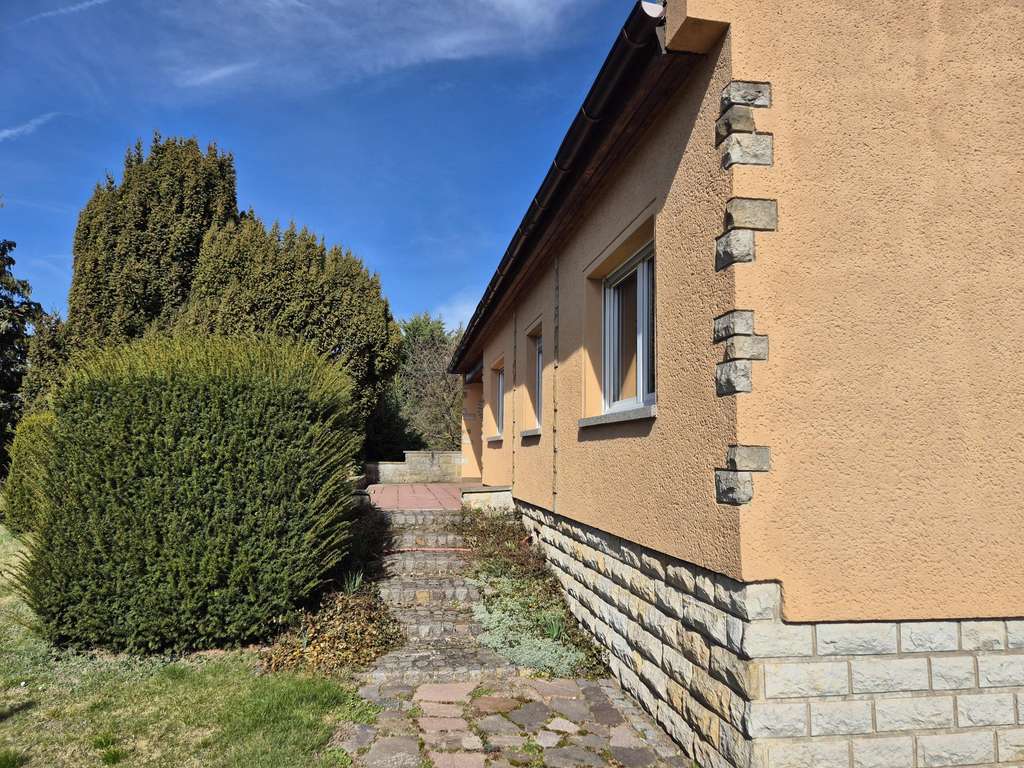 Immobilie in Sandersdorf-Brehna - Viel Platz und Ruhe - Bungalow auf großem Grundstück - Bild 3