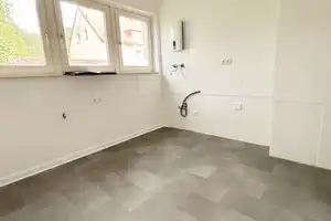 Geräumige 5-Zimmer-Wohnung mit Garten  – Hermann-Billung-Straße 1, 29633 Heidekreis – Vorschaubild 6