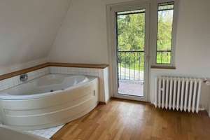 Ihr Wohntraum in perfekter Lage! - Top-renoviertes Wohnhaus mit Parkgrundstück – Die vollständige Adresse der Immobilie erhältst du vom Anbieter., 47259 Huckingen, Duisburg – Vorschaubild 7