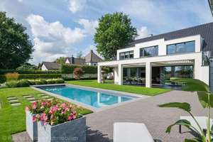 Elten: Moderne Traumvilla mit freiem Blick am Ortsrand von Elten – Die vollständige Adresse der Immobilie erhältst du vom Anbieter., 46446 Emmerich am Rhein – Vorschaubild 42