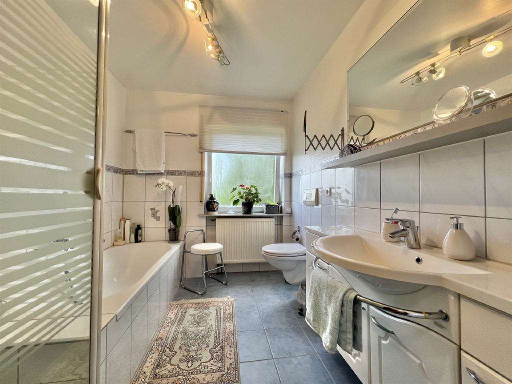 Immobilie in Hohenfels - Raumwunder gesucht? Ein- oder Zweifamilienhaus - nur 5 Min. nach Stockach! - Bild 20