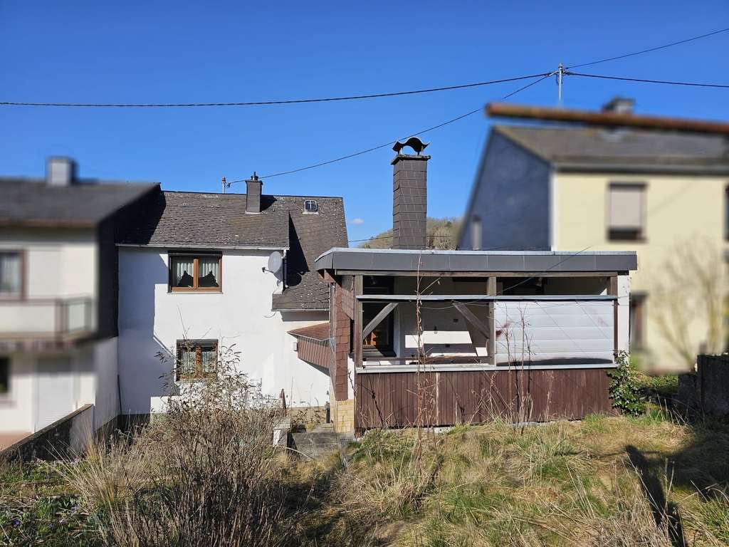 Immobilie in Idar-Oberstein - Gemütliches Einfamilienhaus in zentraler Lage - Bild 1