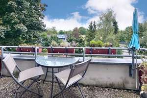 SONNIGE TERRASSE - MIT FAHRSTUHL & TIEFGARAGEN-STELLPLATZ - ZUR ZEIT VERMIETET – Die vollständige Adresse der Immobilie erhältst du vom Anbieter., 12107 Mariendorf, Berlin – Vorschaubild 2