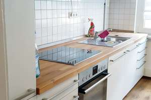 Voll Möblierte Wohnung 2 1/2 Zimmer In Duisburg zu Vermieten