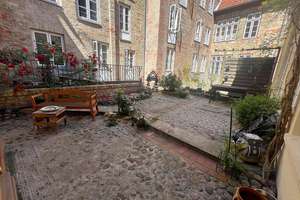 Altstadtjuwel mit Geschichte – Denkmalgeschütztes Stadthaus in Bestlage von Lübeck – Die vollständige Adresse der Immobilie erhältst du vom Anbieter., 23552 Innenstadt, Lübeck – Vorschaubild 12