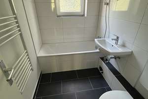 Frisch renovierte 2,5 Zimmer-Wohnung mit Balkon und modernisierten Tageslichtbad mit Wanne – Fregattenstr. 16, 23558 Buntekuh, Lübeck – Vorschaubild 13