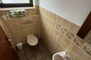 Viel Platz für den Alltag: Einfamilienhaus in Bad Windsheim – Neumühlenweg 1, 91438 Bad Windsheim – Vorschaubild 3