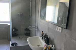 Stilvoll modernisiert und voll möblierte 2,5-Zimmer-Wohnung in Duisburg – Dinslaker Straße 36, 47169 Wehofen, Duisburg – Vorschaubild 12