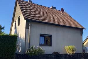 Einfamilienhaus in Harras – Die vollständige Adresse der Immobilie erhältst du vom Anbieter., 98673 Eisfeld – Vorschaubild 2