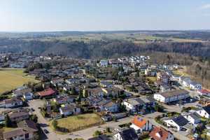 Junger Neubau | Baujahr 2022 | Wächtersberg | Energieausweis A+ | PV & Wallbox | KFW 55 | – Calw (Kreis) – Vorschaubild 24