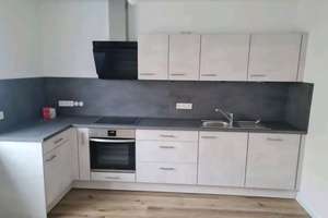Schöne 3-Zimmer-Wohnung mit Balkon & Einbauküche in ruhiger Lage zu vermieten – Wixhäuser Straße 34, 64390 Erzhausen – Vorschaubild 1
