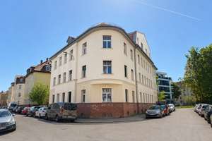 3-Zimmer-Wohnung im sanierten Denkmal - Balkon & Fußbodenheizung in ruhiger Lage von Leipzig