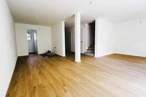 Haus im Haus: 5 Zimmer auf 3 Ebenen mit Garten, Dachstudio und eigenem Grundstück – Die vollständige Adresse der Immobilie erhältst du vom Anbieter., 83714 Miesbach – Vorschaubild 7