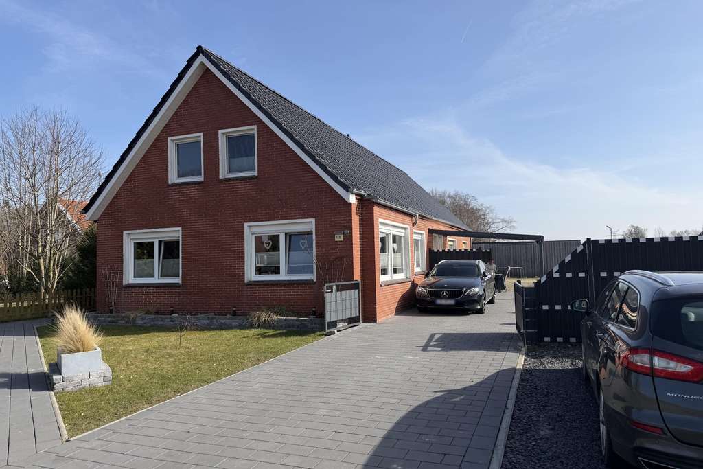 Immobilie in Weener - Zwei Häuser - ein Reitplatz - viel Grundstück - Ihre Chance - Bild 4