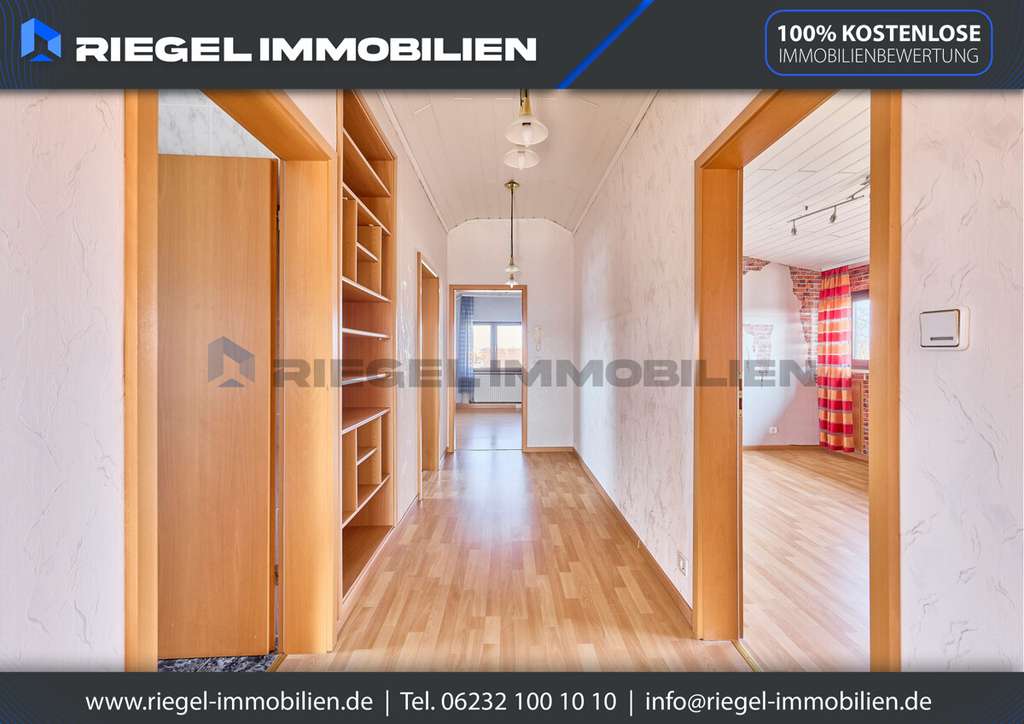 Immobilie in Waghäusel - Sie hier? Wir auch! Charmante 2-Zimmer-Dachgeschosswohnung mit Gartenanteil im Erbbaurecht - Bild 4