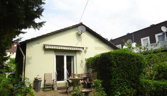 Bild von Die Rarität !! Bungalow in höchstbeliebter Stadtlage - Seitenstraße - mit Garage und Stellplatz