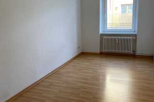 Von privat & ab sofort: Schicke 2-Zimmer-Wohnung mit EBK an der Spree in Oberschöneweide (Köpenick) – Tabbertstraße 33, 12459 Berlin – Vorschaubild 4