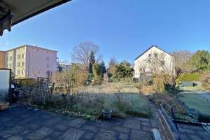 NBG-EIBACH: KOMPLETT SANIERUNGSBEDÜRFTIGES 2-FAMILIEN-REIHENMITTELHAUS OHNE GARAGE IN RUHIGER LAGE – Riedenburger Straße 39, 90451 Röthenbach Ost, Nürnberg – Vorschaubild 49