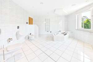 Exklusives Familienhaus mit Pool in begehrter Wohnlage von Magdeburg – 39130 Neu Olvenstedt, Magdeburg – Vorschaubild 5