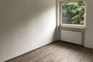 Modernisierte 2,50-Zimmer-Wohnung mit Balkon – Damaschkestr. 6, 23560 Sankt Jürgen, Lübeck – Vorschaubild 3