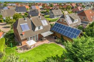 Einfamilienhaus nahe der Ostsee

Feldrandlage, Photovoltaik und Solarthermie für Ihren Wohnkomfort – Die vollständige Adresse der Immobilie erhältst du vom Anbieter., 23774 Heiligenhafen – Vorschaubild 13