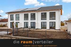 Modernes Neubau-REH Ost in Bruckmühl – direkter TG-Zugang – Die vollständige Adresse der Immobilie erhältst du vom Anbieter., 83052 Bruckmühl – Vorschaubild 1