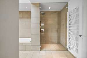 Exklusive Designresidenz mit Aufzug in TOP Lage von Essen-Stadtwald
 – Die vollständige Adresse der Immobilie erhältst du vom Anbieter., 45134 Rellinghausen, Essen – Vorschaubild 37