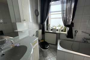 Schöne und modernisierte 4,5-Zimmer-Wohnung mit Balkon in Bochum-Laer – 44803 Bochum – Vorschaubild 5