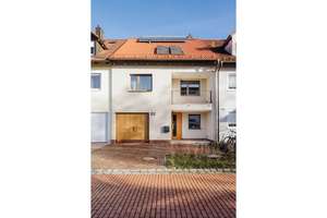Attraktives möbliertes Reihenmittelhaus mit Garten im beliebten Bürgerpark (Garching) - 6Monate 
