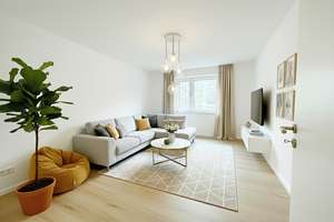 Sanierte 3-Zimmer-Wohnung mit Balkon in Bogenhausen