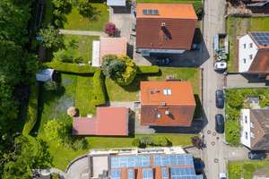 Zwei- bis Drei-Familienhaus! Schöne Lage und großer Garten – Die vollständige Adresse der Immobilie erhältst du vom Anbieter., 85356 Freising – Vorschaubild 2